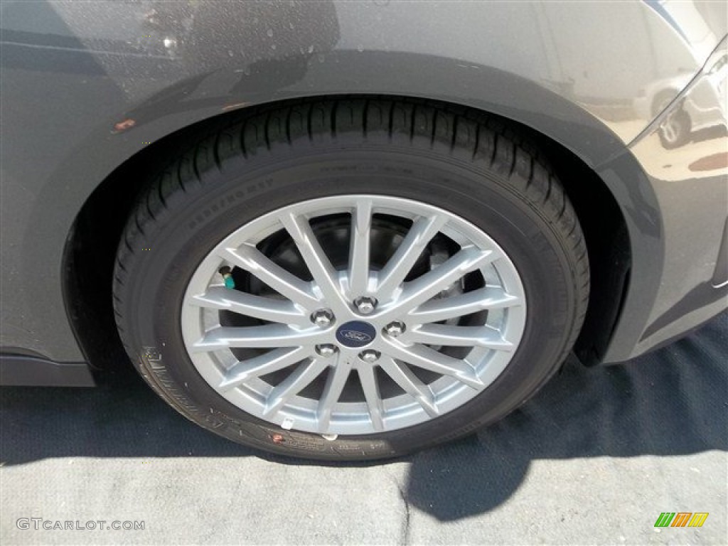 2013 Ford C-Max Hybrid SE Wheel Photo #72925771