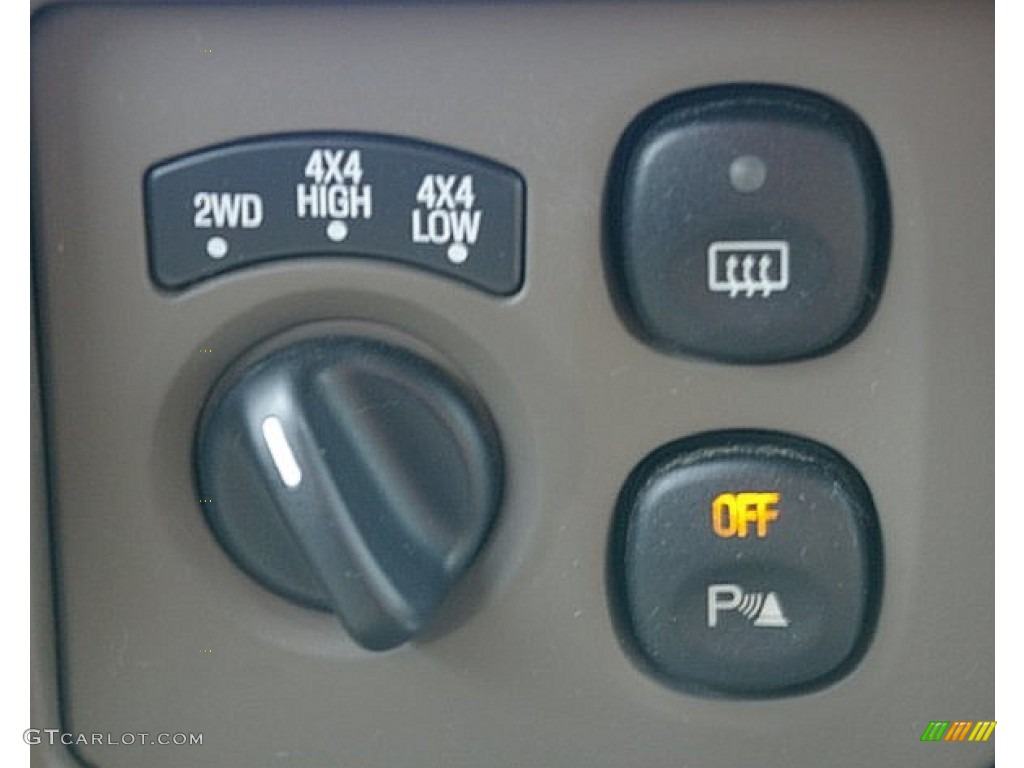 2004 Ford Excursion Limited 4x4 Controls Photo #72927199