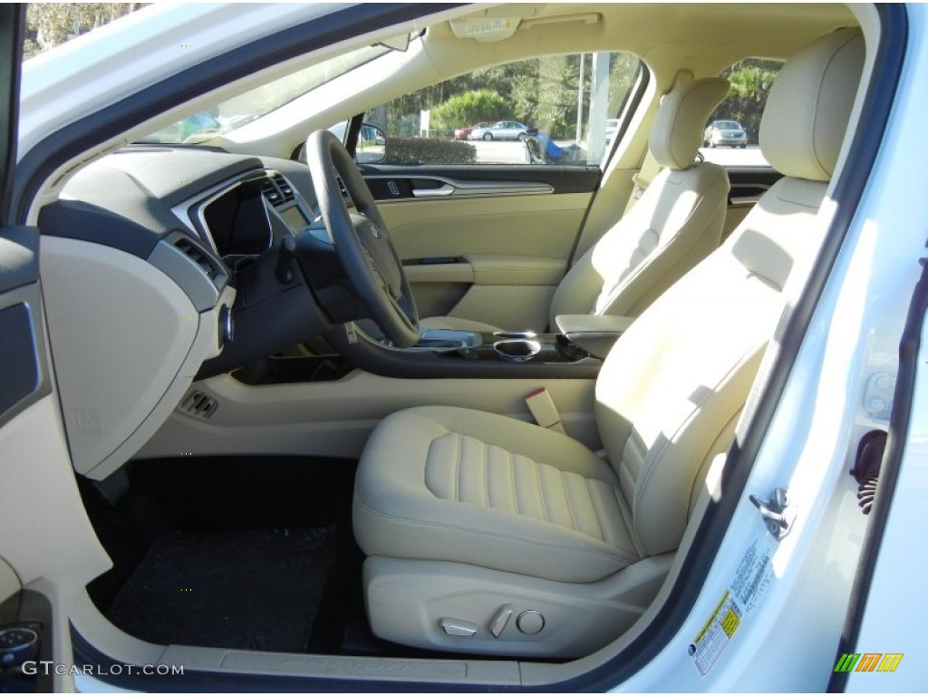 2013 Ford Fusion SE Front Seat Photo #72928855