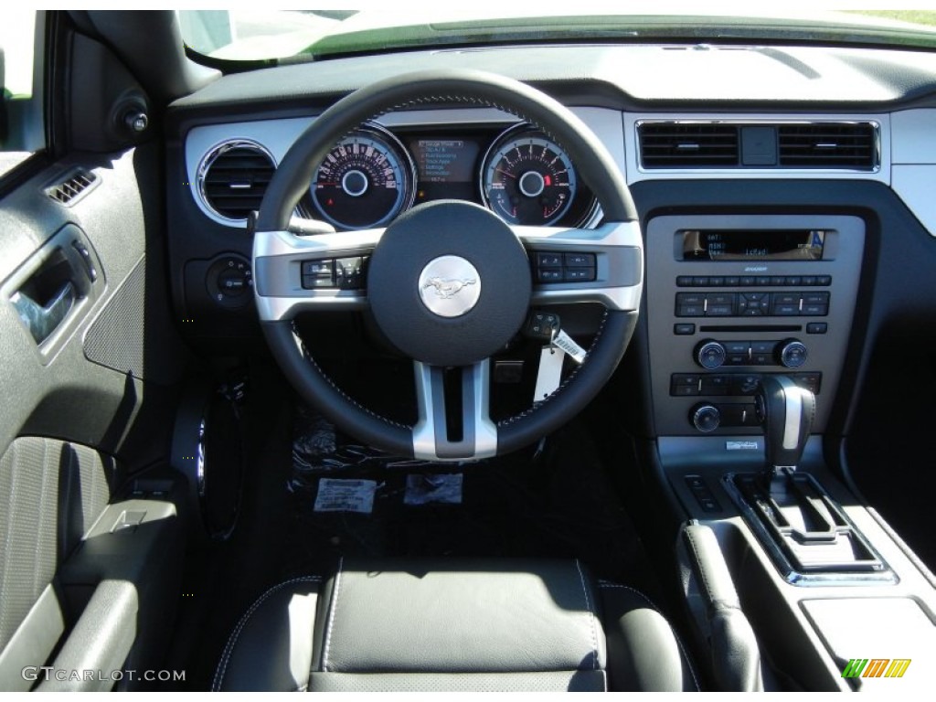 2013 Ford Mustang V6 Mustang Club of America Edition Convertible Charcoal Black Dashboard Photo #72929173