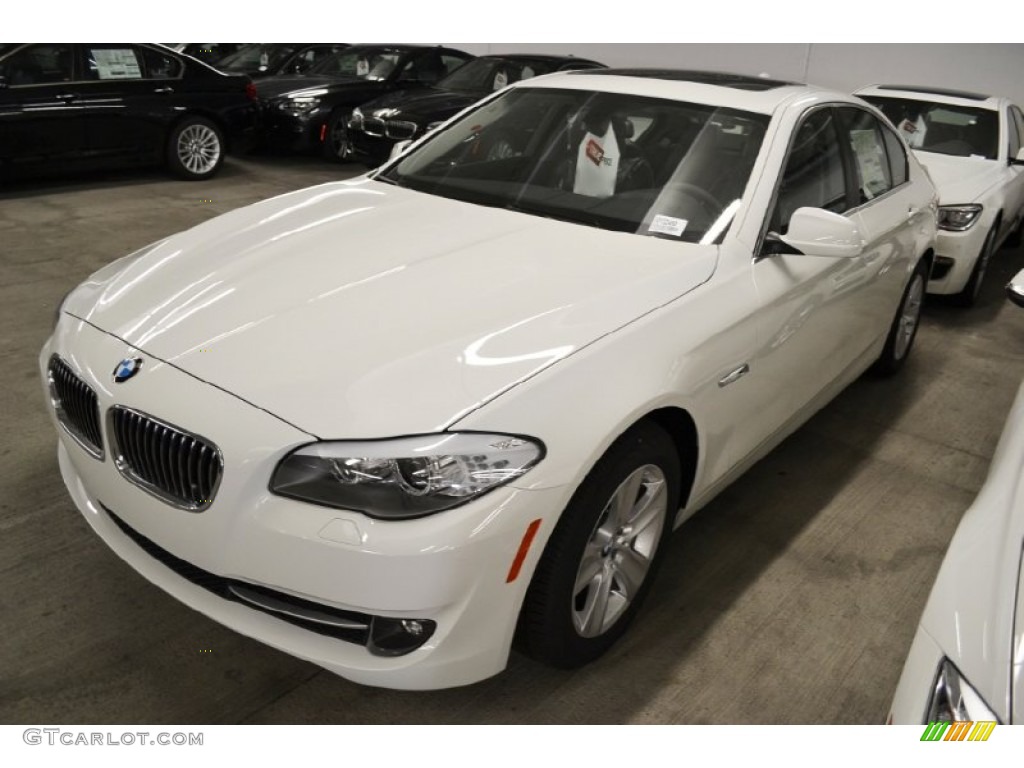 2013 5 Series 528i Sedan - Alpine White / Black photo #9