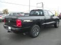Brilliant Black - Dakota Night Runner Club Cab 4x4 Photo No. 2