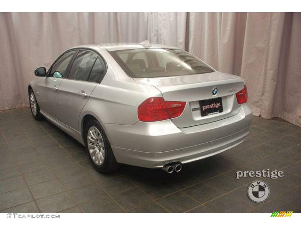 2009 3 Series 328xi Sedan - Titanium Silver Metallic / Black photo #3