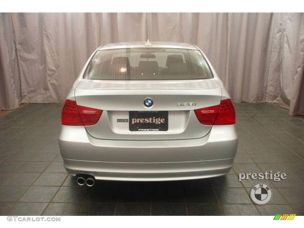 2009 3 Series 328xi Sedan - Titanium Silver Metallic / Black photo #2