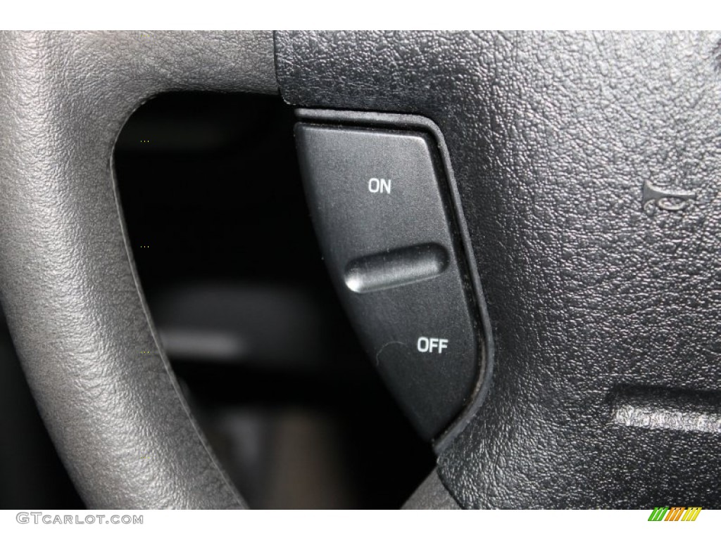 2004 Explorer XLS - Black / Graphite photo #29