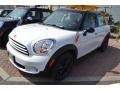 Light White - Cooper Countryman Photo No. 9