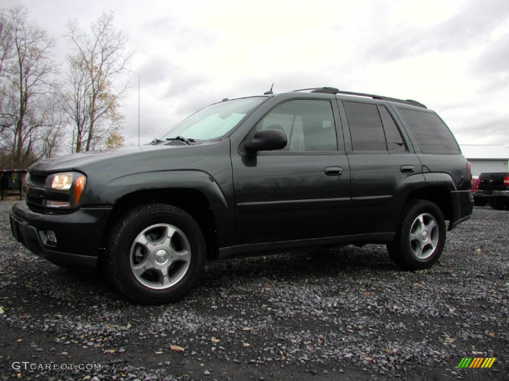 Emerald Jewel Green Metallic Chevrolet TrailBlazer