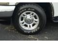 2000 Ford Expedition XLT Wheel and Tire Photo