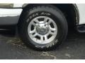2000 Ford Expedition XLT Wheel and Tire Photo