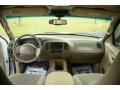 Medium Parchment 2000 Ford Expedition XLT Dashboard