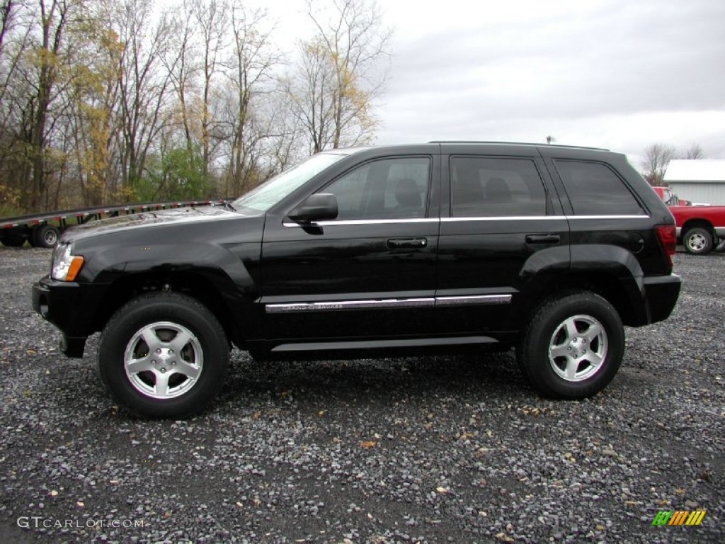 2006 Grand Cherokee Limited 4x4 - Black / Dark Khaki/Light Graystone photo #3