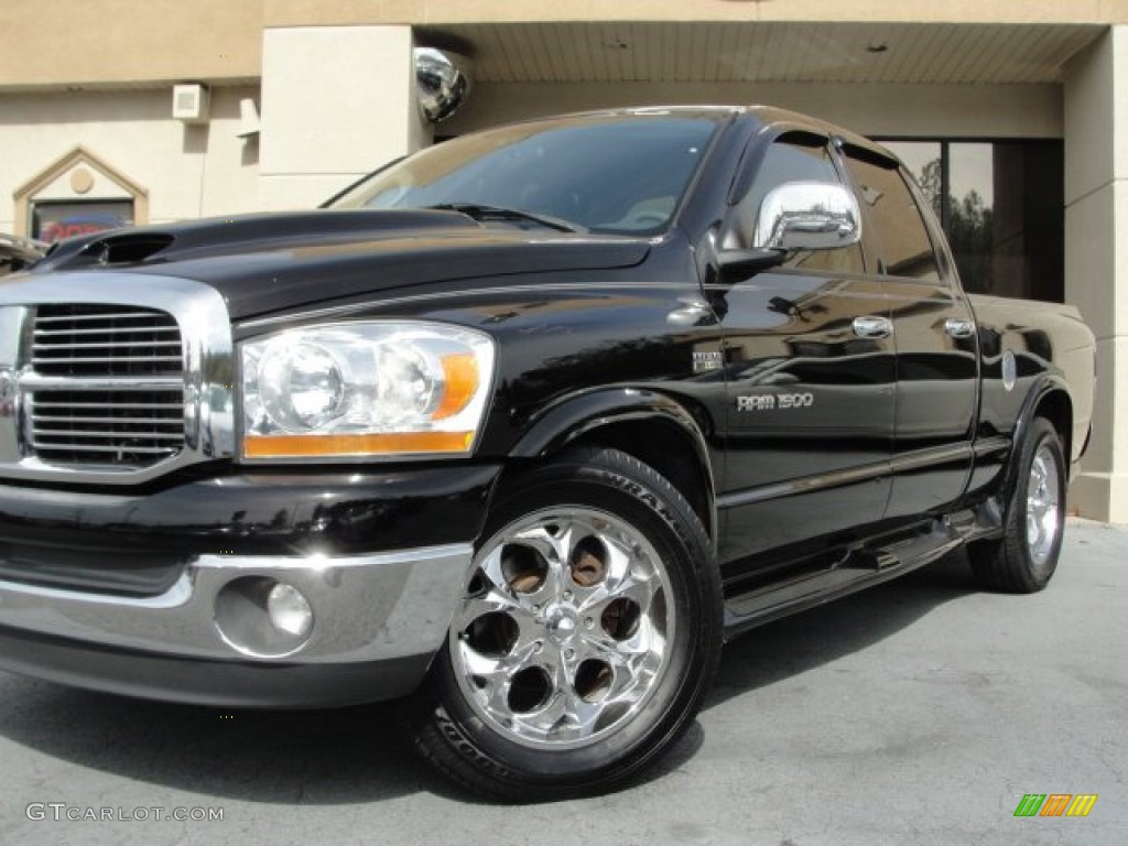 2006 Ram 1500 Laramie Quad Cab - Black / Medium Slate Gray photo #3