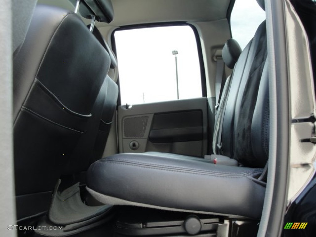 2006 Ram 1500 Laramie Quad Cab - Black / Medium Slate Gray photo #11