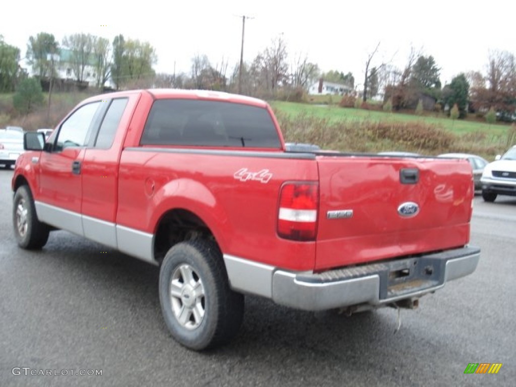 2004 F150 XLT SuperCab 4x4 - Bright Red / Dark Flint photo #4