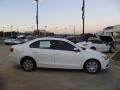 Candy White - Jetta SE Sedan Photo No. 6