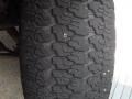 Onyx Black - Yukon SLT Photo No. 28