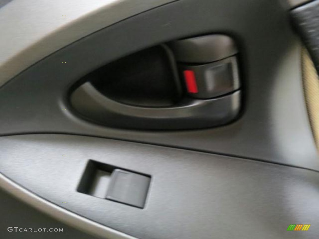 2010 RAV4 I4 - Black Forest Pearl / Ash Gray photo #25