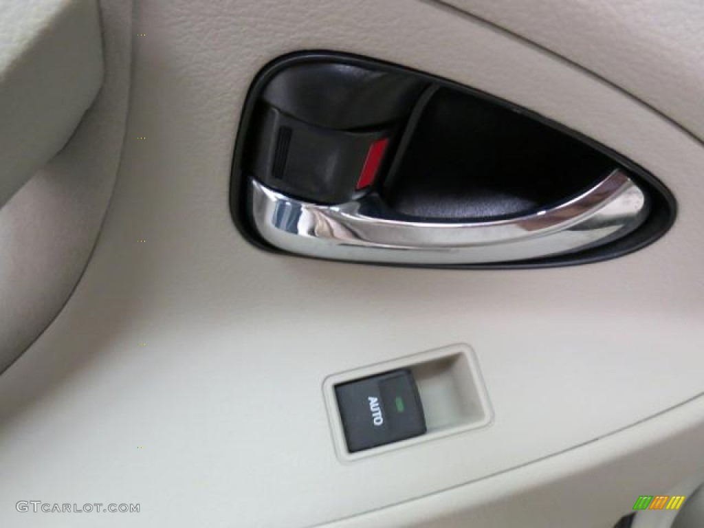 2010 Camry LE - Sandy Beach Metallic / Bisque photo #7