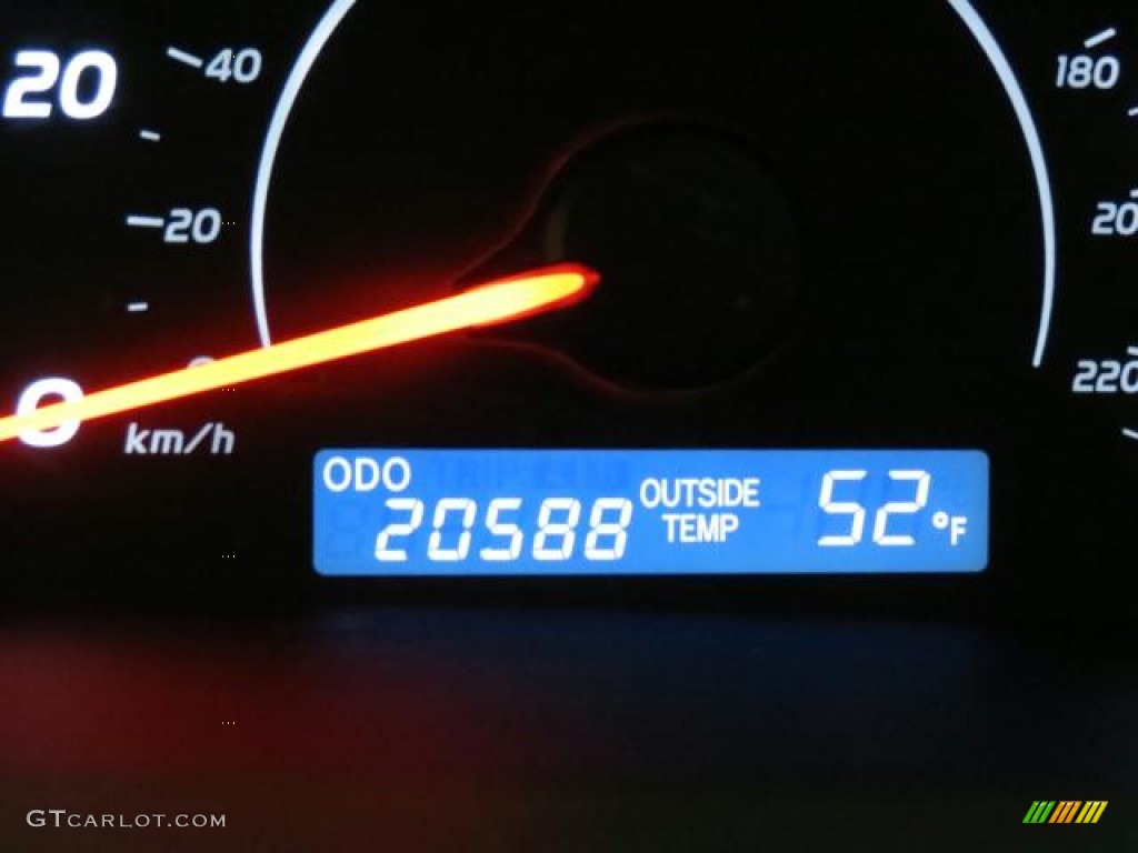 2010 Camry LE - Sandy Beach Metallic / Bisque photo #13