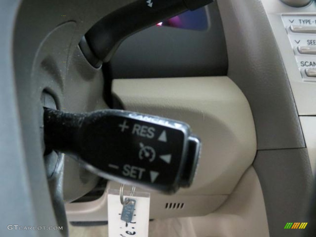 2010 Camry LE - Sandy Beach Metallic / Bisque photo #18