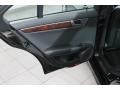 Black - C 300 Sport 4Matic Photo No. 15