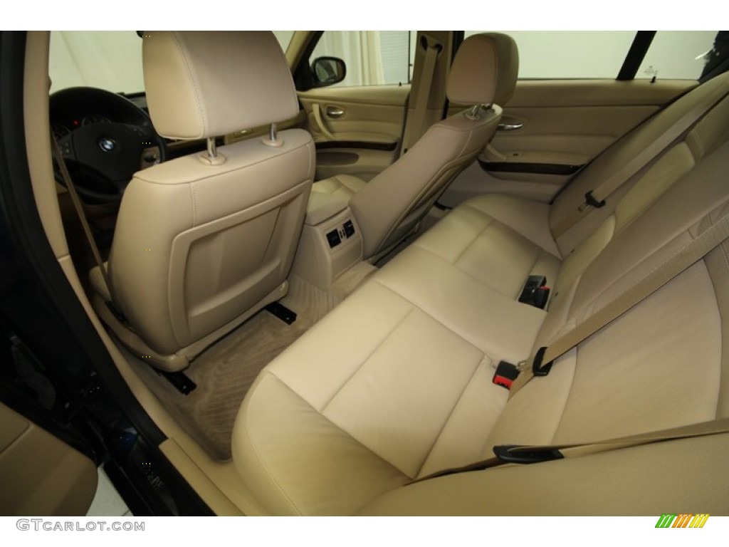 2011 BMW 3 Series 328i Sedan Rear Seat Photo #72949167