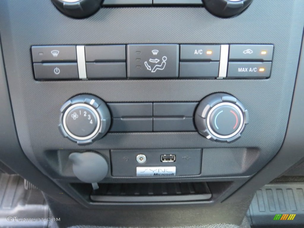2013 Ford F150 STX Regular Cab Controls Photo #72950030