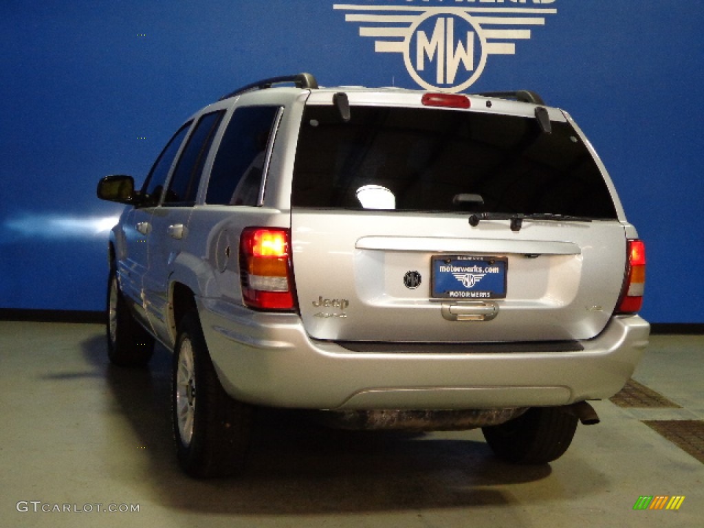 2002 Grand Cherokee Limited 4x4 - Bright Silver Metallic / Dark Slate Gray photo #5