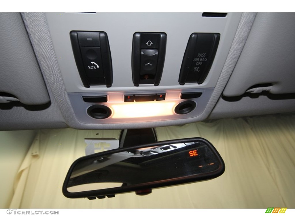 2010 3 Series 328i Coupe - Jet Black / Black photo #18