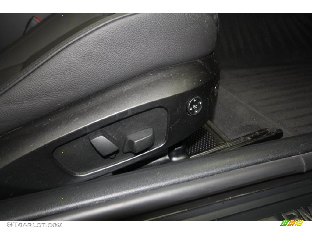 2010 3 Series 328i Coupe - Jet Black / Black photo #33