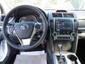 Super White - Camry SE Photo No. 24