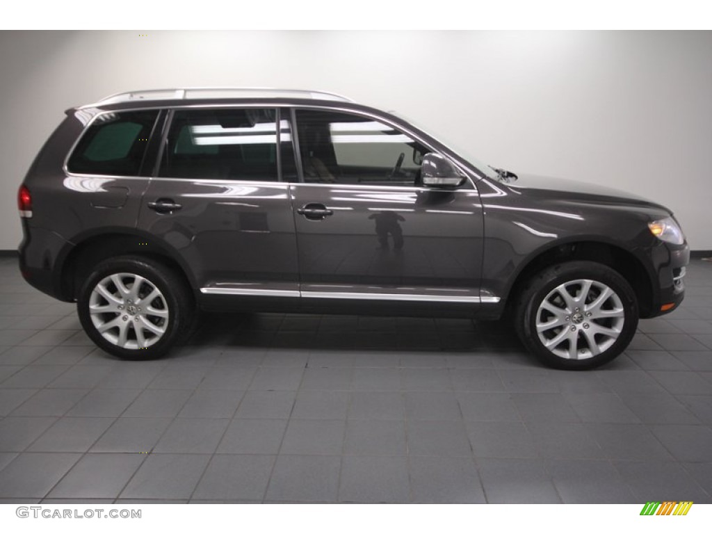 Alaska Grey Metallic 2008 Volkswagen Touareg 2 V8 Exterior Photo #72955785