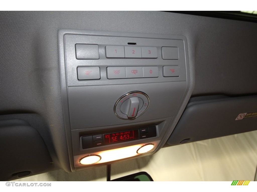 2008 Volkswagen Touareg 2 V8 Controls Photo #72956079