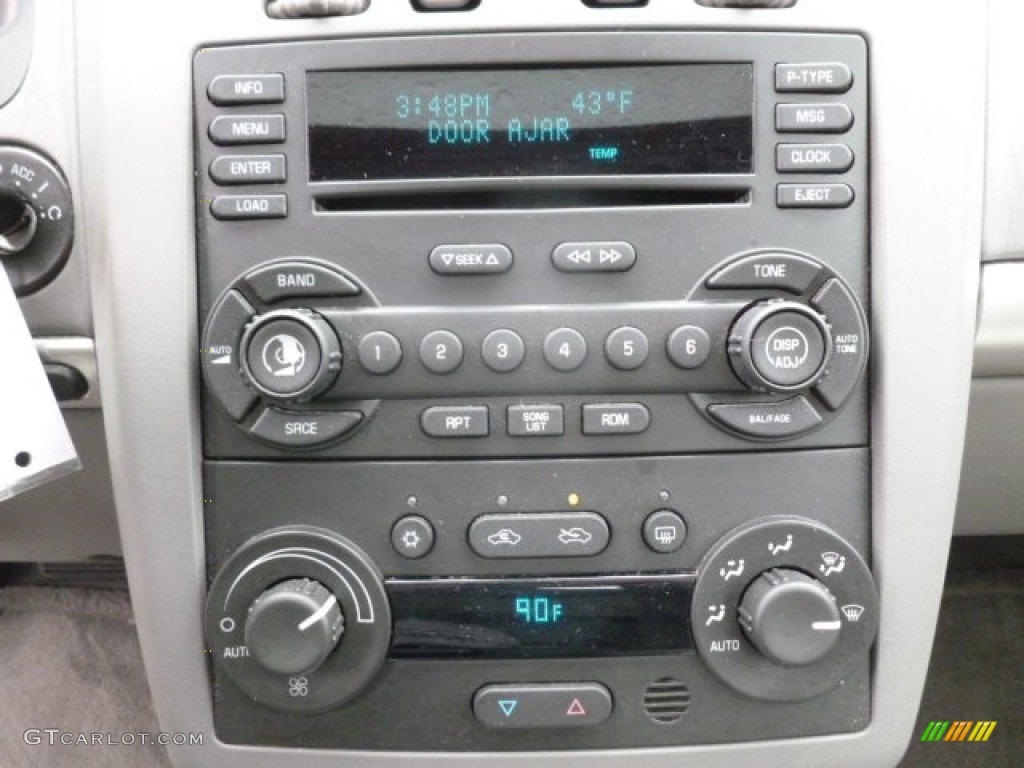 2004 Chevrolet Malibu LT V6 Sedan Audio System Photos