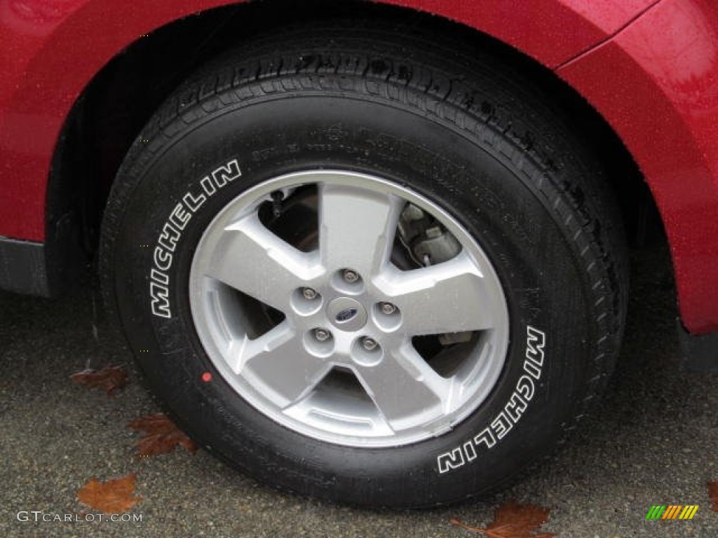 2011 Escape XLT 4WD - Sangria Red Metallic / Charcoal Black photo #3