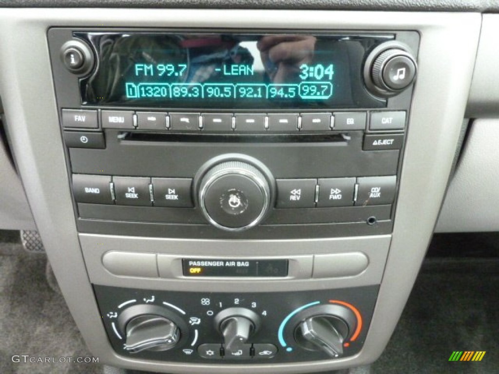 2009 Chevrolet Cobalt LS Coupe Controls Photo #72959178