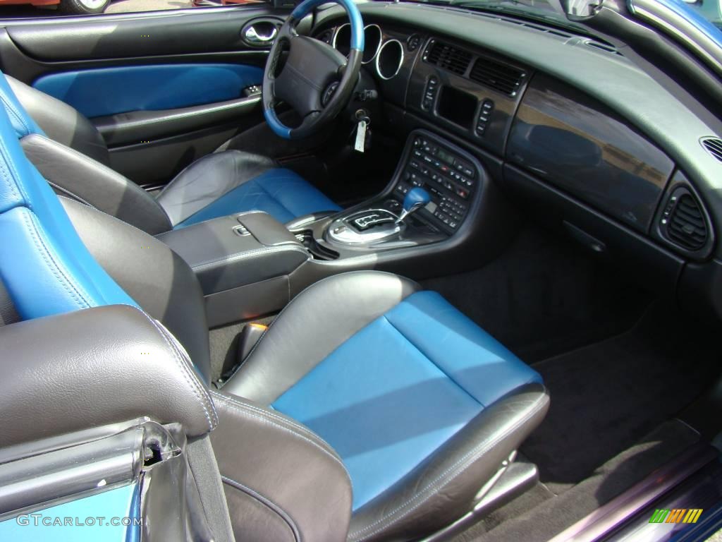 2004 XK XKR Convertible - Pacific Blue Metallic / Charcoal/Blue photo #21