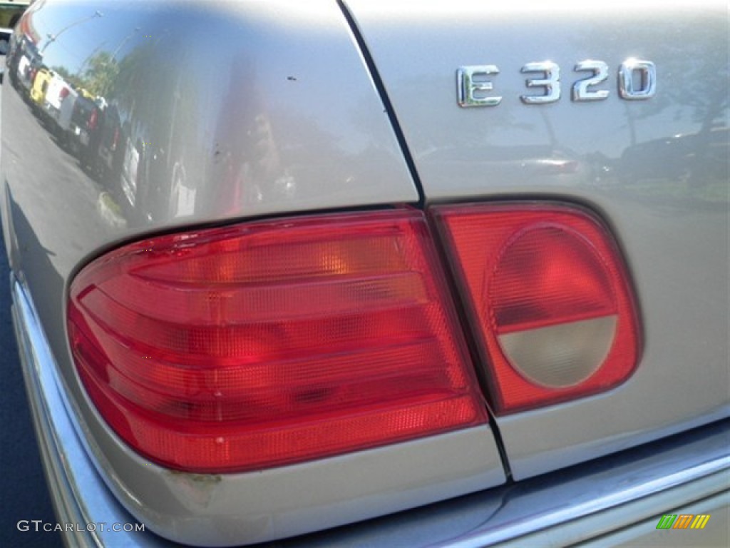 1998 E 320 Sedan - Smoke Silver Metallic / Parchment photo #11