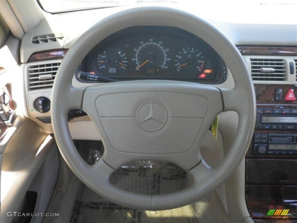 1998 Mercedes-Benz E 320 Sedan Parchment Steering Wheel Photo #72960300