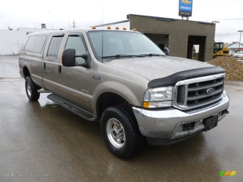 2003 F350 Super Duty Lariat Crew Cab 4x4 - Arizona Beige Metallic / Medium Parchment photo #1