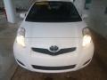 2009 Polar White Toyota Yaris 5 Door Liftback  photo #6