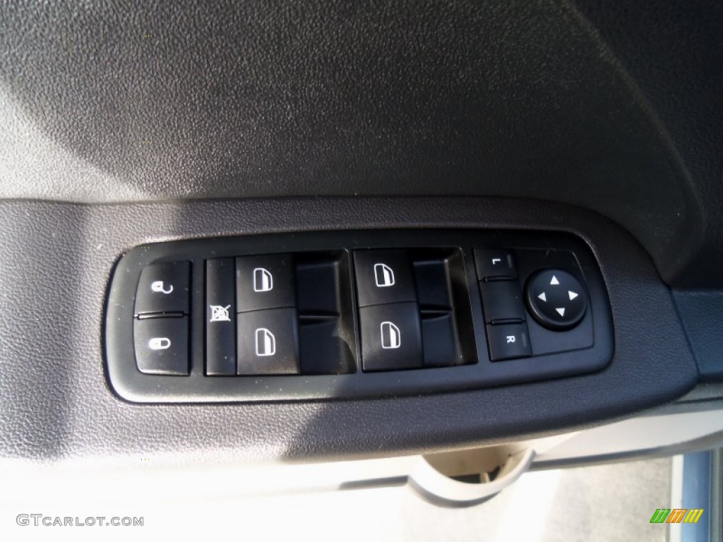 2009 Dodge Journey R/T AWD Controls Photo #72961905