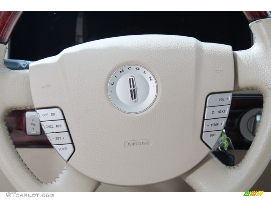 2005 Lincoln Navigator Ultimate 4x4 Controls Photo #72962670