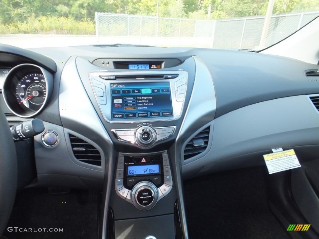 2013 Hyundai Elantra Limited Controls Photo #72962919