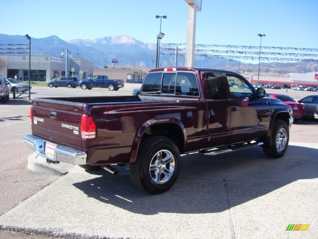 2004 Dakota SLT Club Cab 4x4 - Deep Molten Red Pearl / Dark Slate Gray photo #9