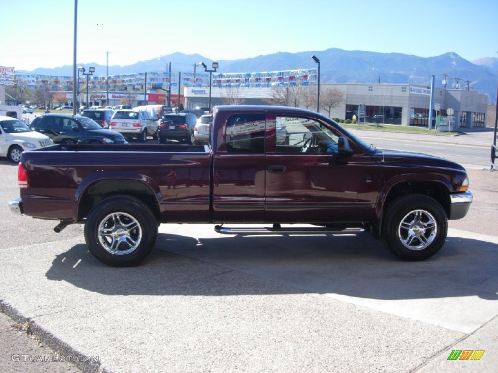 2004 Dakota SLT Club Cab 4x4 - Deep Molten Red Pearl / Dark Slate Gray photo #10