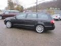 Deep Black - Passat VR6 4Motion Sedan Photo No. 3