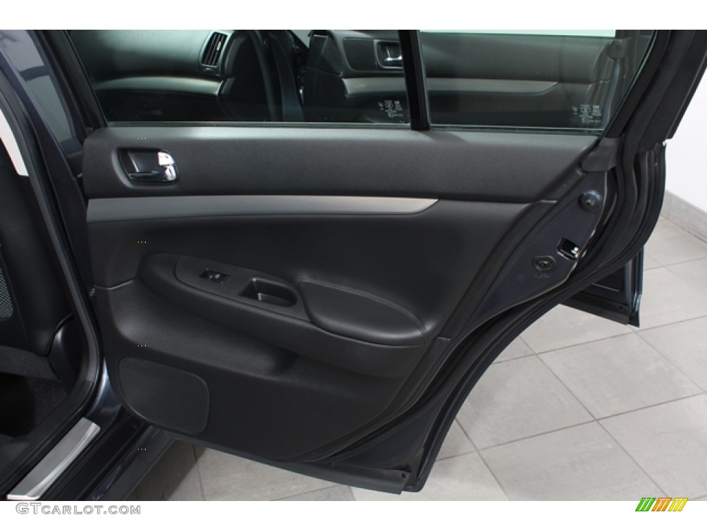 2010 Infiniti G 37 x S Sedan Graphite Door Panel Photo #72965235