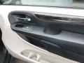 Dark Charcoal Pearl - Grand Caravan SXT Photo No. 11