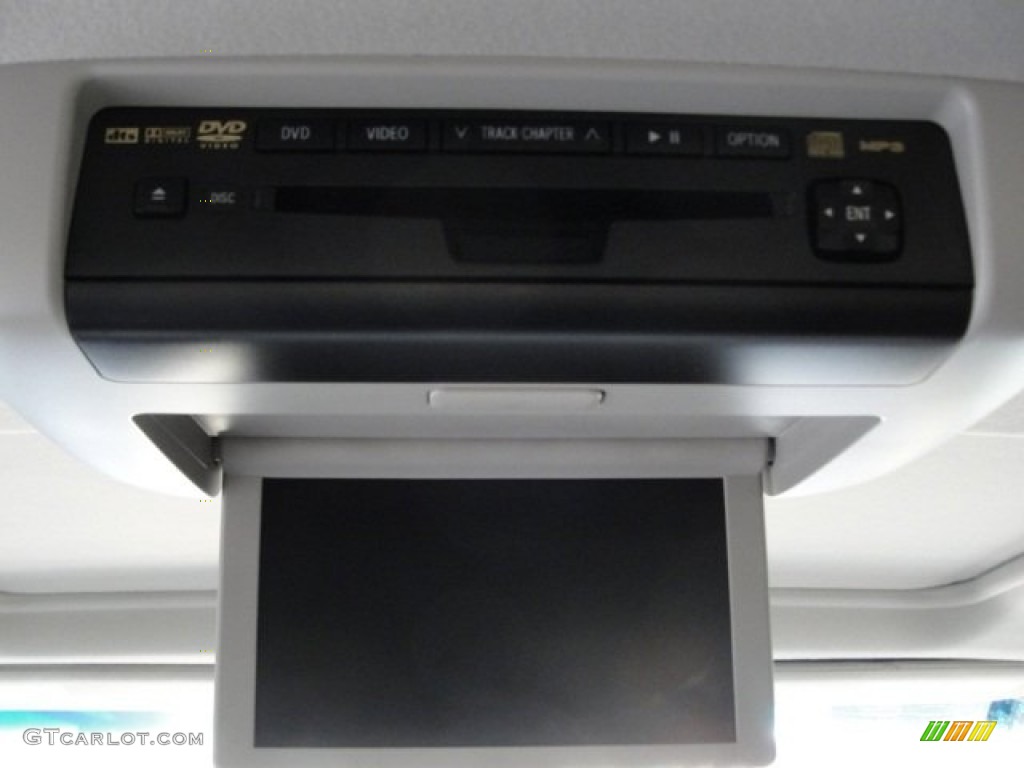 2008 Toyota Sienna Limited Entertainment System Photo #72966459